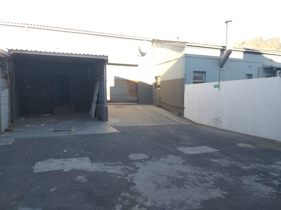To Let Commercial Property for Rent in Paarden Eiland Western Cape
